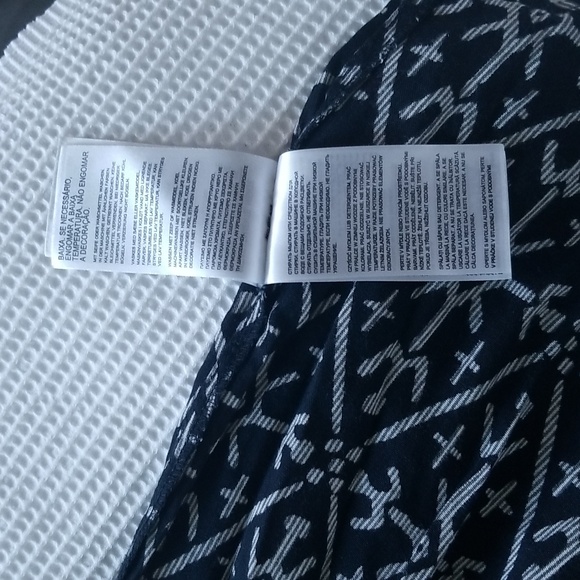 Roxy Slip Print Tunic Size XS - Picture 15 of 16